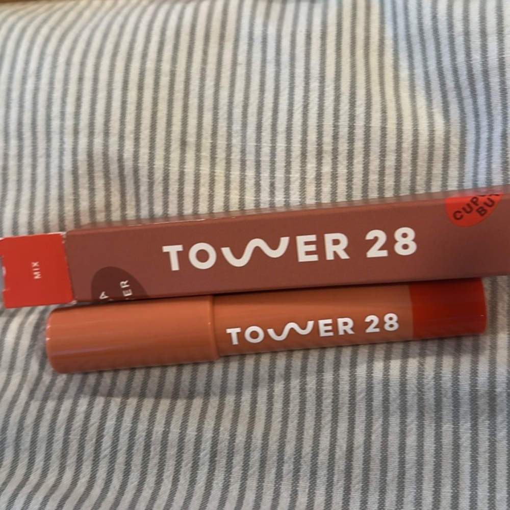 NEW Tower 28 Squeeze Orange Lip Treatment
